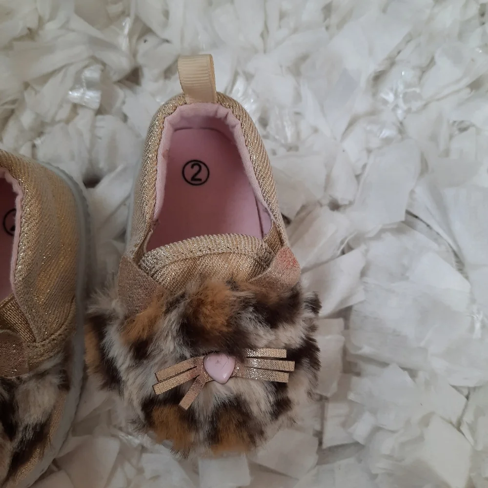 4 / $20 Kawaii Cat Crib Shoes Slip On Kitty Faux Fur Leopard Print Trim Baby 2